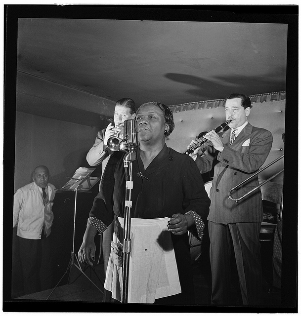 [Portrait of Tony Parenti and Wild Bill Davison, Jimmy Ryan's (Club), New York, N.Y., ca. Aug. 1946] (LOC)
