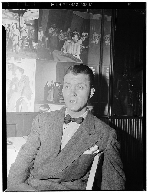 [Portrait of Eddie Condon, Eddie Condon's, New York, N.Y., ca. June 1946] (LOC)