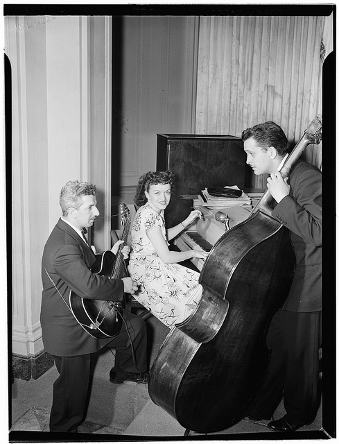 [Portrait of Dardanelle, Joe Sinacore, and Bert Nazer, Sheraton Hotel, Satire Room(?), New York, N.Y., ca. June 1946] (LOC)