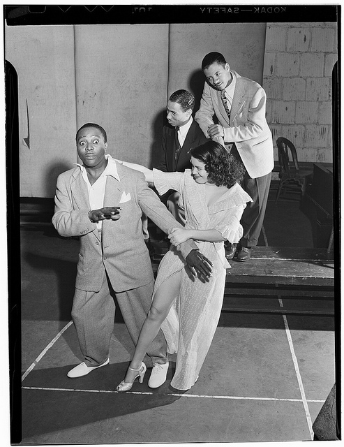 [Portrait of Louis Jordan, Paramount Theater(?), New York, N.Y., ca. July 1946] (LOC)