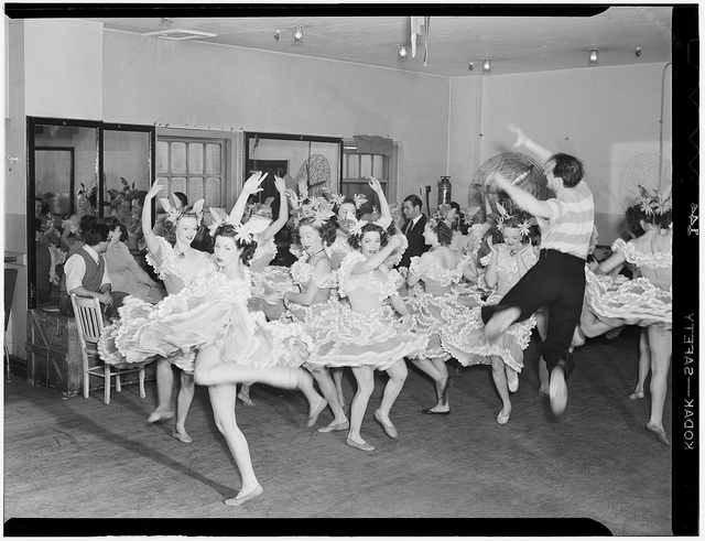 [Portrait of Lee Sherman, Radio City Music Hall, New York, N.Y., ca. June 1947] (LOC)