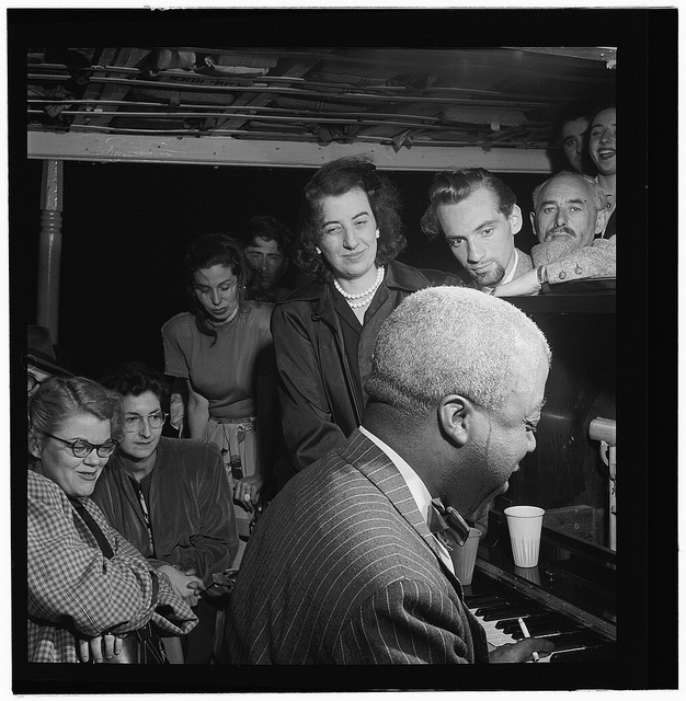[Riverboat on the Hudson, N.Y., ca. July 1947] (LOC)