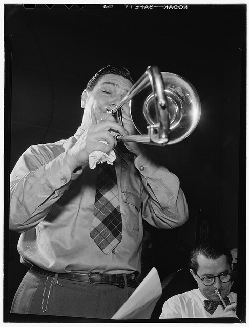 [Portrait of Jack Teagarden, Victor studio(?), New York, N.Y., ca. Apr. 1947] (LOC)