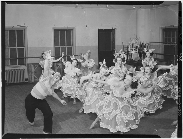 [Portrait of Lee Sherman, Radio City Music Hall, New York, N.Y., ca. June 1947] (LOC)