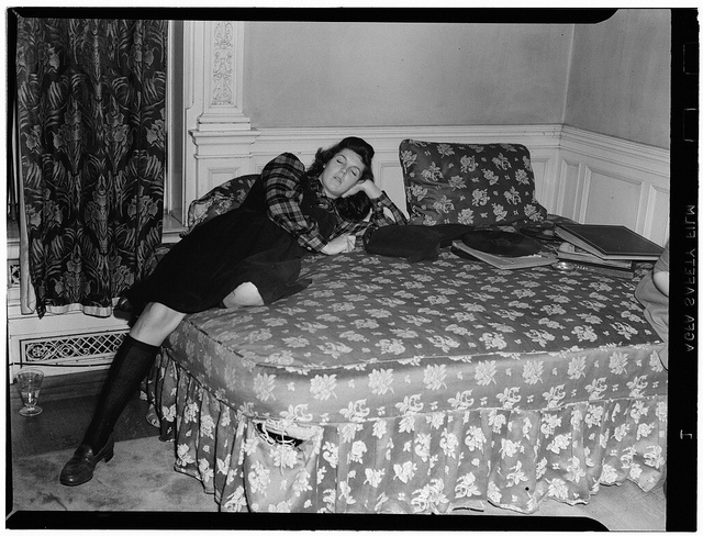 [Portrait of Adele Girard, Turkish Embassy, Washington, D.C., between 1938 and 1948] (LOC)