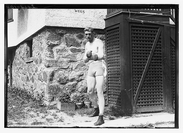 [Bombardier Billy Wells, English boxer, preparing in Rye, N.Y., for fight with Al Panzer] (LOC)