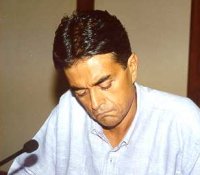 Image of Upamanyu Chatterjee, 1959- (photo credit: Gaurav Sharma)