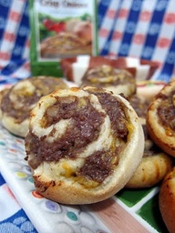 Bacon Cheeseburger Pinwheels ~ Simply mix up the hamburger meat, roll it up in some refrigerated pizza dough and bake.  Couldn't be simpler and it tastes so good!