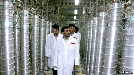 Iranian President Mahmoud Ahmadinejad visits the Natanz nuclear enrichment facility, 350 km south of Tehran, April 8, 2008. 