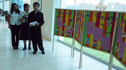 English-language students present at the Instituto Cultural Peruano Norteamericano in Chepen, Peru, December 2012. [State Department photo/ Public Domain]