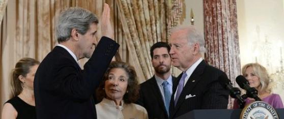 Vice President Biden administers the oath of office to Secretary of State John F. Kerry in a ceremony at the Department of State, February 6, 2013. (State Dept. Photo)