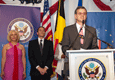 Discours de l'ambassadeur Gutman lors de la réception du 4 juillet. Photo ambassade des Etats-Unis.