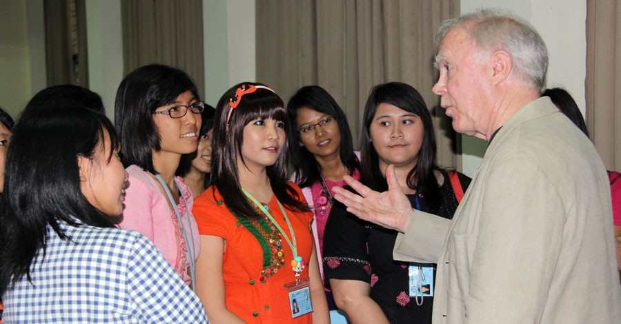 Former U.S. Poet Laureate Robert Hass speaks with university students in Rangoon, Burma, January 2013. [State Department photo/ Public Domain]