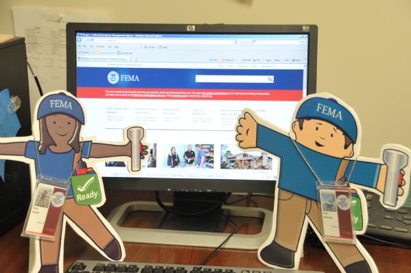 flat stanley and stell at workstation