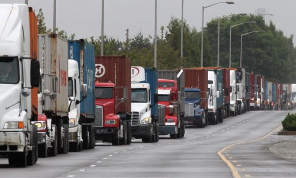 Trucks stuck in congestion enroute to port
