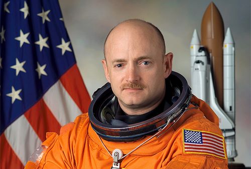 Mark-kelly-nasa-0204