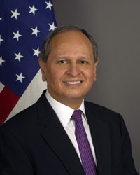 Embajador Arnold A. Chacón