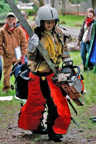 Image description: A sixth grader is tested to see if she has what it takes to be a forest firefighter in a United States Forest Service class for school kids in Oregon.
Photo from the U.S. Department of Agriculture.