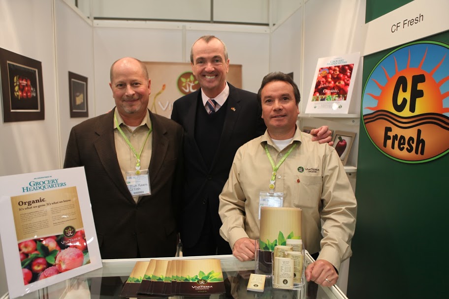 Ambassador Philip D. Murphy visits USA Pavilion at the 21th annual FRUIT LOGISTICA trade show in Berlin