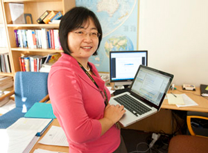 Photo of Dr. Hongfang Liu