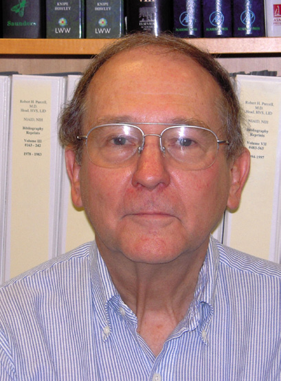 Photo of Dr. Robert Purcell