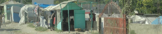 Photo by Araceli Rey: View from the car of Haiti’s tent city