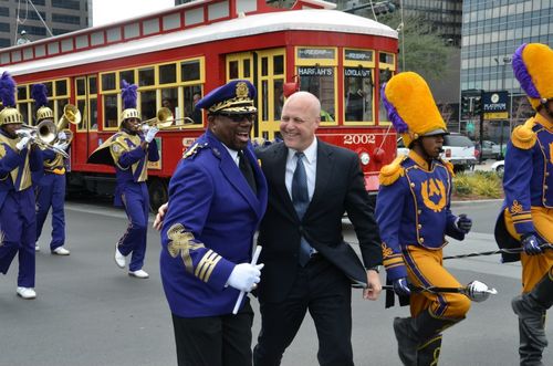 Loyola Streetcar parade