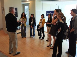 Students from Dr. Ali Khan's Emerging Infectious Diseases course at Emory tour the CDC Emergency Operations Center