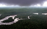 Date: 07/04/2001 Description: Raincloud hangs over the rain forest in Lope Reserve, Gabon, July 4, 2001. (AP Photo/Saurabh Das) © AP Image