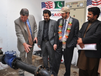Alexander Thier, Assistant to the Administrator for Afghanistan and Pakistan Affairs, along with Capital Development Authority (CDA) officials visited a recently installed tubew