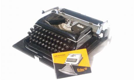 Image of Erika 10 typewriter