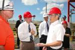 Secretary Steven Chu visited Kapolei, Hawaii, to check on the process of an integrated biorefinery project awarded $25 million through the Recovery Act to construct the facility. | Image courtesy of the Energy Department.