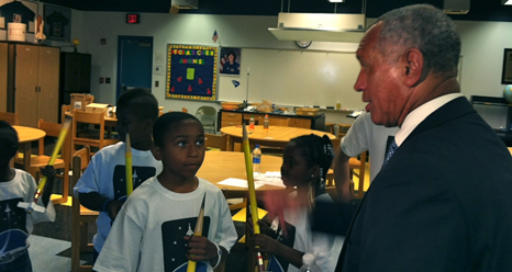 NASA Administrator Charlie Bolden talking with students