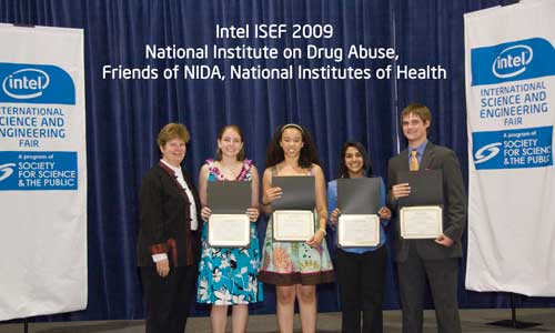 2009 Science Fair Award Winners with Dr. Lucinda Miner, Deputy Director, NIDA Office of Science Policy and Communications. 