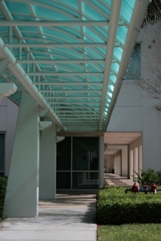 Image of covered walkway (iStock photo)
