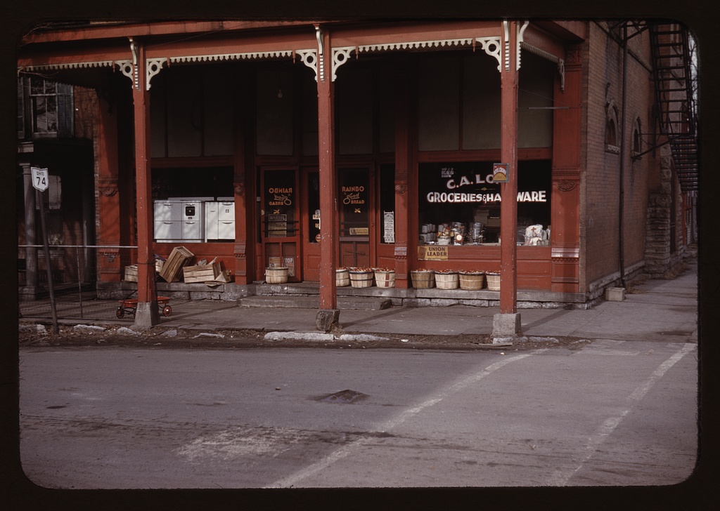 Grocery store, Ohio, Route 74. Photo by John Vachon, 1942 or 1943