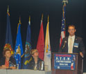 Photo of Dan Sewell giving a Veteran Student Perspective.