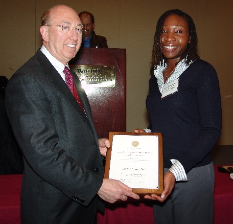 Dr. Oyinda Oyelaran Receives the 2007 NCI Director