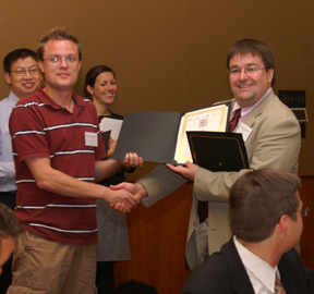 Dr. Andreas Sundgren receives Midwest Carbohydrate & Glycobiology Symposium Award