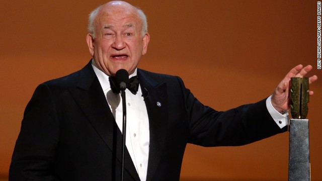 US actor Ed Asner accepts the Life Achievement Award at the 8th Annual Screen Actors Guild Awards in Los Angeles in 2002. 