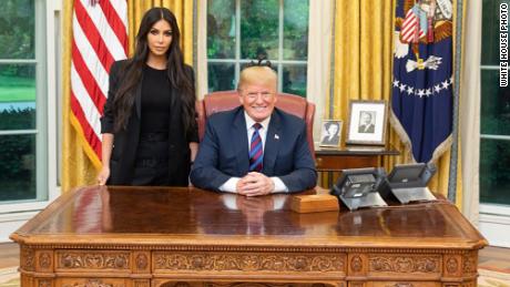 Great meeting with @KimKardashian today, talked about prison reform and sentencing. https://twitter.com/realdonaldtrump/status/1001961235838103552?s=21