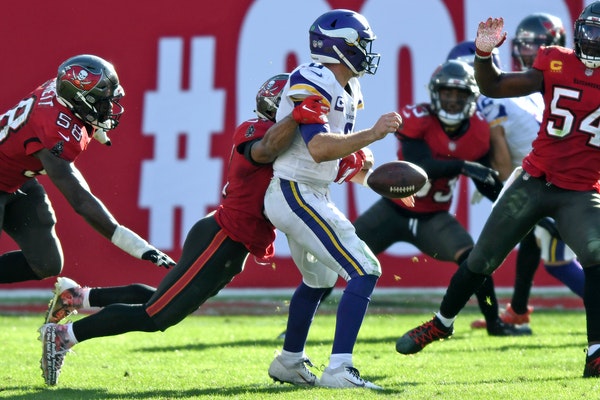 Failure to protect Cousins set up kicker Bailey's misses in Vikings loss to Tampa Bay